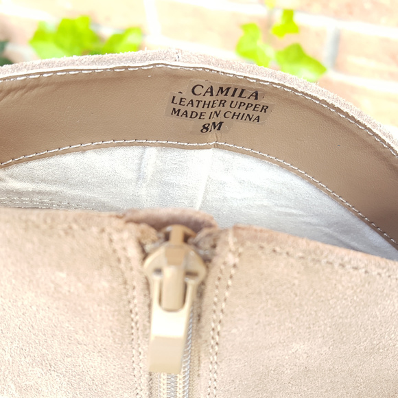 Tahari Camila distressed toe, fringe booties - Picture 3 of 7